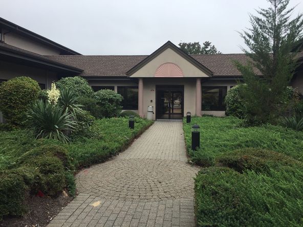 Pavilion Professional Center: 74-80 Brick Boulevard, Brick, NJ 08723